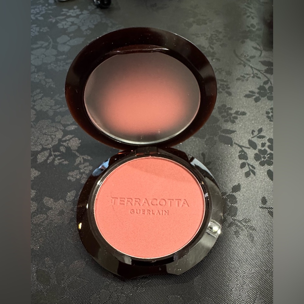 GUERLAIN Terracotta Blush in Shade 03 Dark Nude ( Slight Blemish-See Picture)